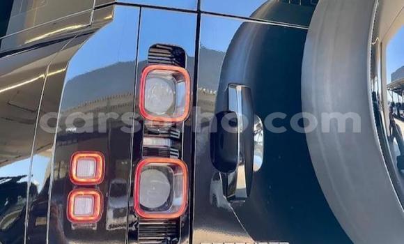 Sayi Na hannu Land Rover Defender Blue Mota in Maseru a Maseru Sayi Na hannu Land Rover Defender Blue Mota in Maseru a Maseru