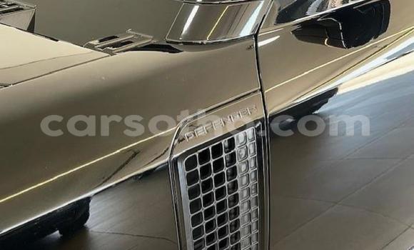 Sayi Na hannu Land Rover Defender Blue Mota in Maseru a Maseru Sayi Na hannu Land Rover Defender Blue Mota in Maseru a Maseru