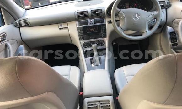 Sayi Na hannu Mercedes-Benz C–Class Blue Mota in Butha–Buthe a Thaba-Tseka Sayi Na hannu Mercedes-Benz C–Class Blue Mota in Butha–Buthe a Thaba-Tseka