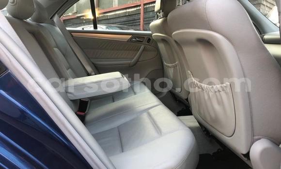 Sayi Na hannu Mercedes-Benz C–Class Blue Mota in Butha–Buthe a Thaba-Tseka Sayi Na hannu Mercedes-Benz C–Class Blue Mota in Butha–Buthe a Thaba-Tseka