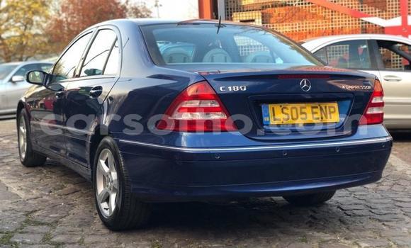 Sayi Na hannu Mercedes-Benz C–Class Blue Mota in Butha–Buthe a Thaba-Tseka Sayi Na hannu Mercedes-Benz C–Class Blue Mota in Butha–Buthe a Thaba-Tseka