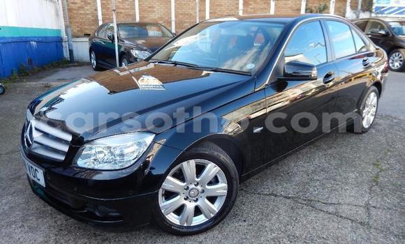 Sayi Na hannu Mercedes-Benz C–Class Black Mota in Hlotse a Leribe Sayi Na hannu Mercedes-Benz C–Class Black Mota in Hlotse a Leribe