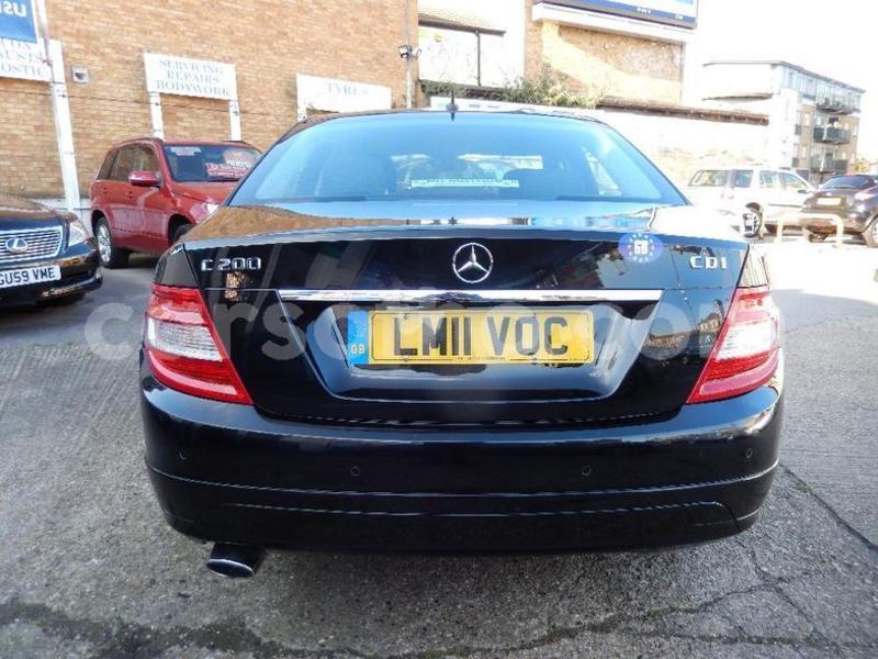 Big with watermark 2011 mercedes c200 cdi blueefficiency executive 2