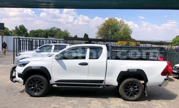 Acheter Occasion Voiture Toyota Hilux Blanc à Maseru, Maseru Acheter Occasion Voiture Toyota Hilux Blanc à Maseru, Maseru