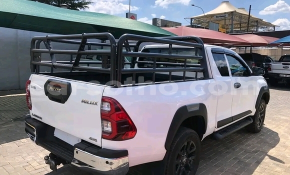 Acheter Occasion Voiture Toyota Hilux Blanc à Maseru, Maseru Acheter Occasion Voiture Toyota Hilux Blanc à Maseru, Maseru