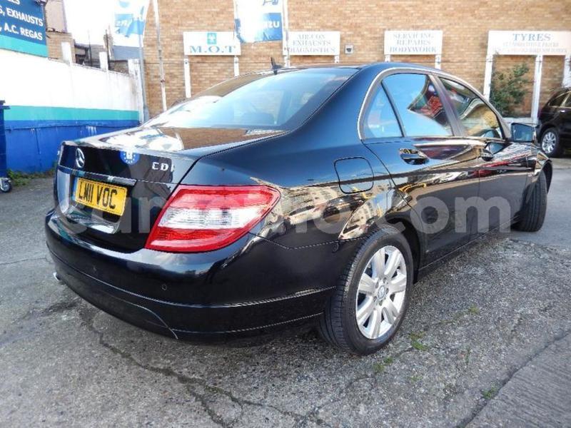 Big with watermark 2011 mercedes c200 cdi blueefficiency executive 1