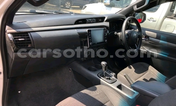Acheter Occasion Voiture Toyota Hilux Blanc à Maseru, Maseru Acheter Occasion Voiture Toyota Hilux Blanc à Maseru, Maseru