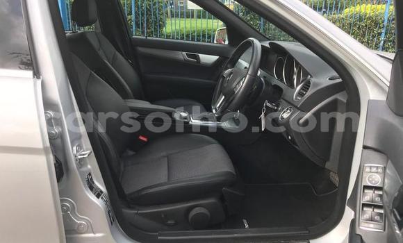 Sayi Na hannu Mercedes-Benz C–Class Silver Mota in Mafeteng a Mafeteng Sayi Na hannu Mercedes-Benz C–Class Silver Mota in Mafeteng a Mafeteng