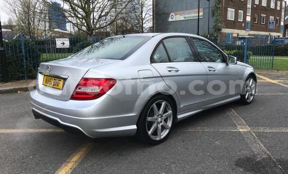 Sayi Na hannu Mercedes-Benz C–Class Silver Mota in Mafeteng a Mafeteng Sayi Na hannu Mercedes-Benz C–Class Silver Mota in Mafeteng a Mafeteng