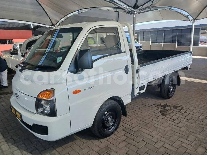 Big with watermark hyundai h1 maseru maseru 30184