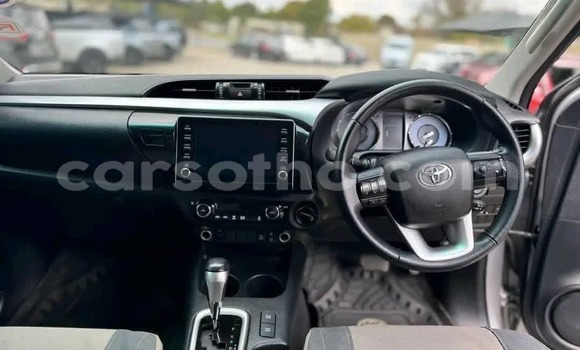 Sayi Na hannu Toyota Hilux Silver Mota in Maseru a Maseru Sayi Na hannu Toyota Hilux Silver Mota in Maseru a Maseru