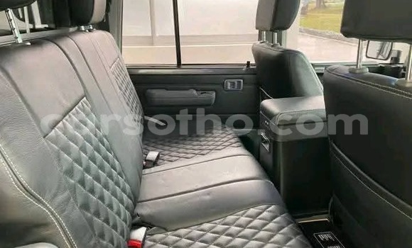 Sayi Na hannu Toyota Land Cruiser Black Mota in Thaba–Tseka a Mafeteng Sayi Na hannu Toyota Land Cruiser Black Mota in Thaba–Tseka a Mafeteng