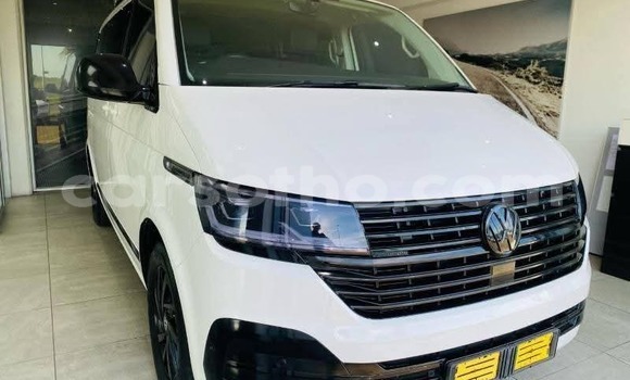 Sayi Na hannu Volkswagen Caravelle Black Mota in Maseru a Maseru Sayi Na hannu Volkswagen Caravelle Black Mota in Maseru a Maseru
