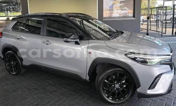 Sayi Na hannu Toyota Corolla Cross Black Mota in Maseru a Maseru Sayi Na hannu Toyota Corolla Cross Black Mota in Maseru a Maseru