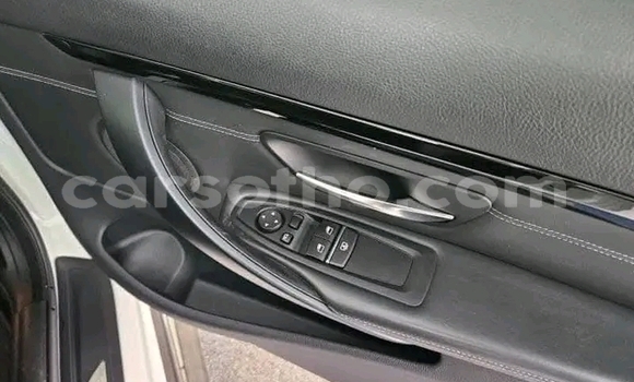 Sayi Na hannu BMW M4 White Mota in Thaba–Tseka a Mafeteng Sayi Na hannu BMW M4 White Mota in Thaba–Tseka a Mafeteng