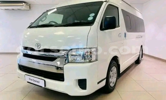 Sayi Na hannu Toyota Hiace Black Mota in Maseru a Maseru Sayi Na hannu Toyota Hiace Black Mota in Maseru a Maseru