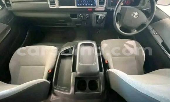 Sayi Na hannu Toyota Hiace Black Mota in Maseru a Maseru Sayi Na hannu Toyota Hiace Black Mota in Maseru a Maseru