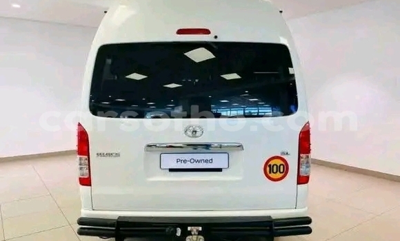 Sayi Na hannu Toyota Hiace Black Mota in Maseru a Maseru Sayi Na hannu Toyota Hiace Black Mota in Maseru a Maseru