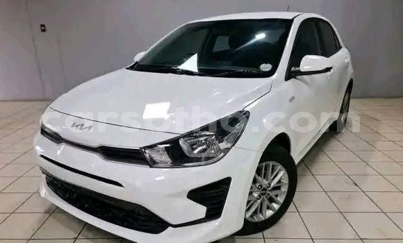 Sayi Na hannu Kia Rio White Mota in Maseru a Maseru Sayi Na hannu Kia Rio White Mota in Maseru a Maseru
