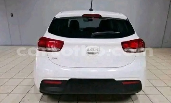 Sayi Na hannu Kia Rio White Mota in Maseru a Maseru Sayi Na hannu Kia Rio White Mota in Maseru a Maseru