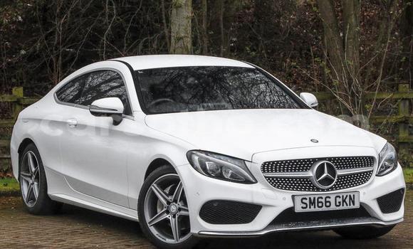 Buy Used Mercedes-Benz C-klasse AMG White Car in Roma in Maseru Buy Used Mercedes-Benz C-klasse AMG White Car in Roma in Maseru