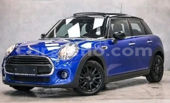 Sayi Na hannu Mini Cooper Black Mota in Maseru a Maseru Sayi Na hannu Mini Cooper Black Mota in Maseru a Maseru