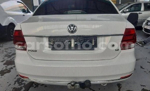 Sayi Na hannu Volkswagen Polo White Mota in Maseru a Maseru Sayi Na hannu Volkswagen Polo White Mota in Maseru a Maseru