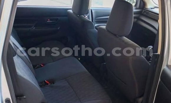 Sayi Na hannu Toyota Raum Black Mota in Maseru a Maseru Sayi Na hannu Toyota Raum Black Mota in Maseru a Maseru