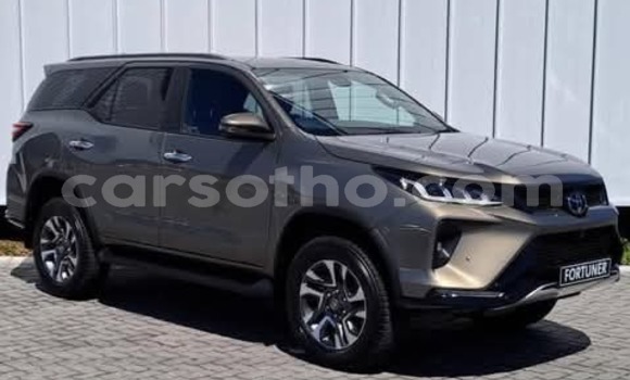 Sayi Na hannu Toyota Fortuner Other Mota in Maseru a Maseru Sayi Na hannu Toyota Fortuner Other Mota in Maseru a Maseru