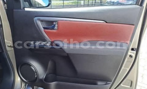 Sayi Na hannu Toyota Fortuner Other Mota in Maseru a Maseru Sayi Na hannu Toyota Fortuner Other Mota in Maseru a Maseru