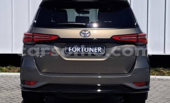 Sayi Na hannu Toyota Fortuner Other Mota in Maseru a Maseru Sayi Na hannu Toyota Fortuner Other Mota in Maseru a Maseru