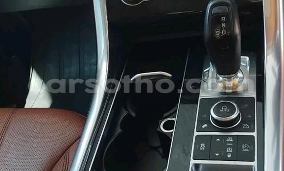 Sayi Na hannu Land Rover Range Rover Sport Silver Mota in Maseru a Maseru Sayi Na hannu Land Rover Range Rover Sport Silver Mota in Maseru a Maseru