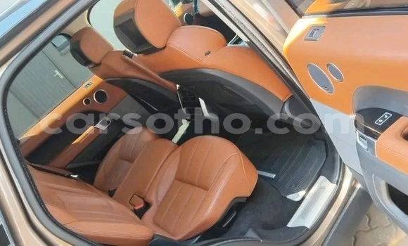 Sayi Na hannu Land Rover Range Rover Sport Silver Mota in Maseru a Maseru Sayi Na hannu Land Rover Range Rover Sport Silver Mota in Maseru a Maseru