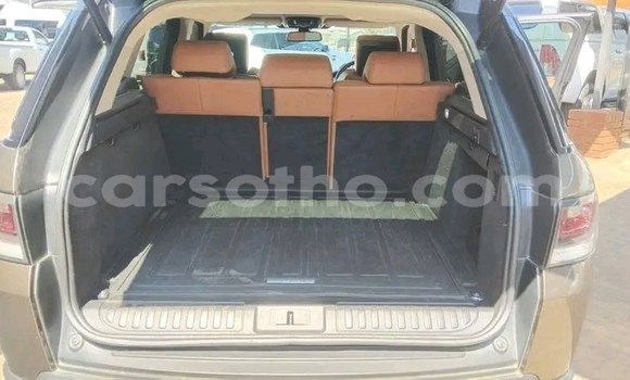 Sayi Na hannu Land Rover Range Rover Sport Silver Mota in Maseru a Maseru Sayi Na hannu Land Rover Range Rover Sport Silver Mota in Maseru a Maseru