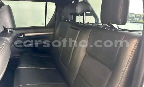 Sayi Na hannu Toyota Hilux Black Mota in Maseru a Maseru Sayi Na hannu Toyota Hilux Black Mota in Maseru a Maseru