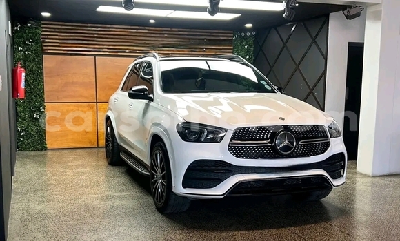 Sayi Na hannu Mercedes-Benz GLE White Mota in Maseru a Maseru Sayi Na hannu Mercedes-Benz GLE White Mota in Maseru a Maseru