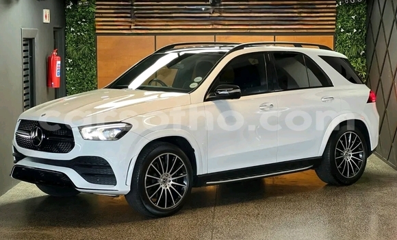Sayi Na hannu Mercedes-Benz GLE White Mota in Maseru a Maseru Sayi Na hannu Mercedes-Benz GLE White Mota in Maseru a Maseru