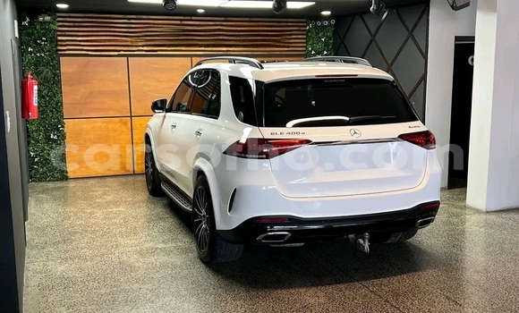 Sayi Na hannu Mercedes-Benz GLE White Mota in Maseru a Maseru Sayi Na hannu Mercedes-Benz GLE White Mota in Maseru a Maseru