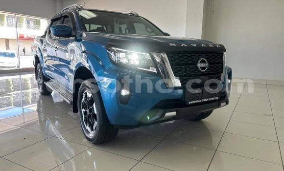 اشتري مستعمل Nissan Navara Blue سيارة في Maseru في Maseru