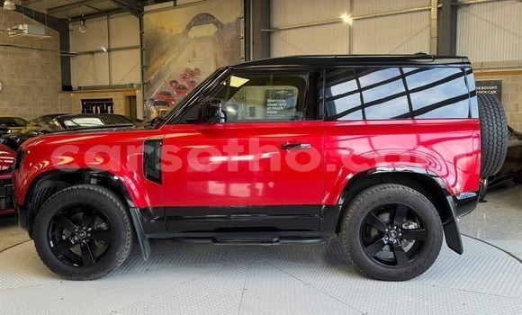 Sayi Na hannu Land Rover Defender Red Mota in Maseru a Maseru Sayi Na hannu Land Rover Defender Red Mota in Maseru a Maseru