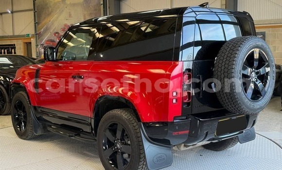 Sayi Na hannu Land Rover Defender Red Mota in Maseru a Maseru Sayi Na hannu Land Rover Defender Red Mota in Maseru a Maseru