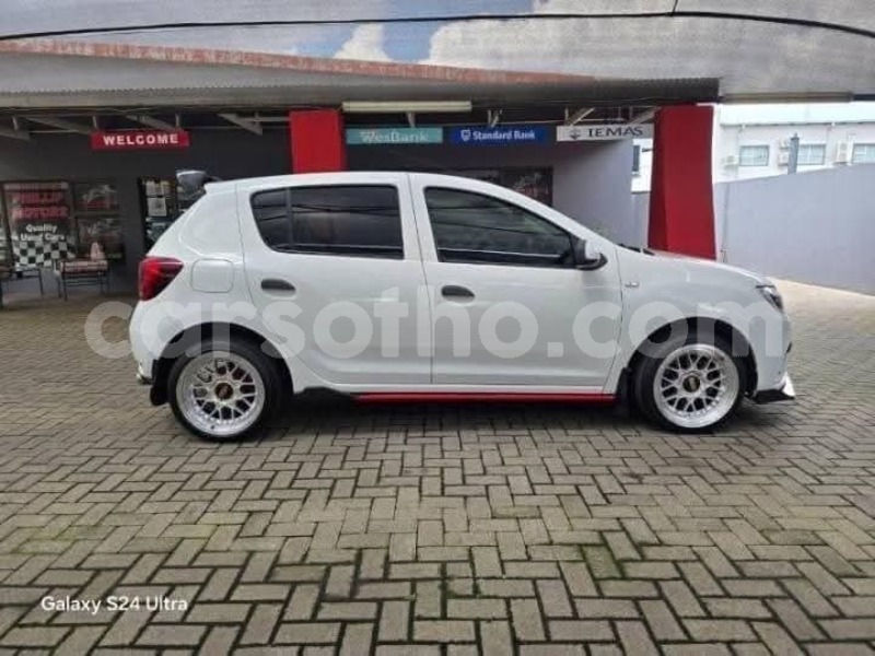 Big with watermark renault sandero maseru maseru 30247