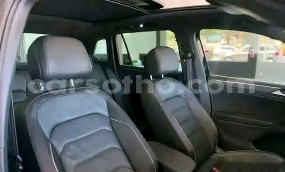 اشتري مستعمل Volkswagen Tiguan Black سيارة في Maseru في Maseru اشتري مستعمل Volkswagen Tiguan Black سيارة في Maseru في Maseru