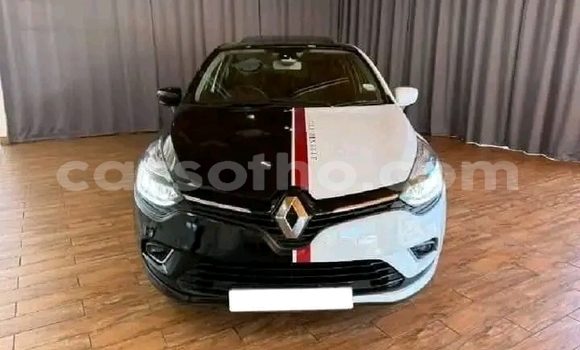 اشتري مستعمل Renault Clio Black سيارة في Maseru في Maseru