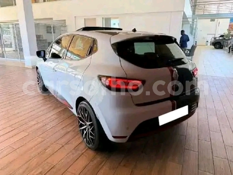 Big with watermark renault clio maseru maseru 30252