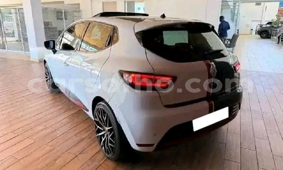 اشتري مستعمل Renault Clio Black سيارة في Maseru في Maseru اشتري مستعمل Renault Clio Black سيارة في Maseru في Maseru