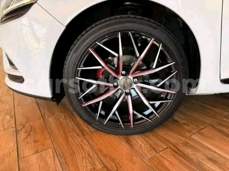 Big with watermark renault clio maseru maseru 30252