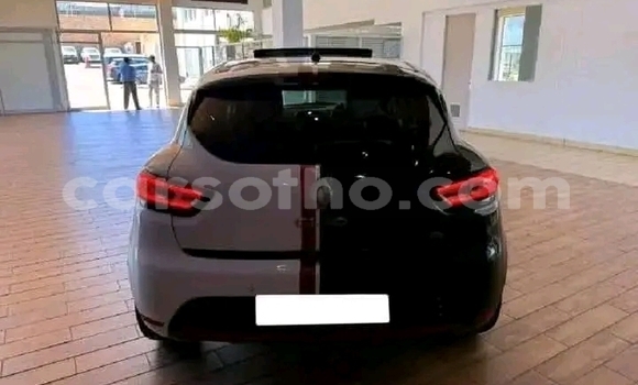 اشتري مستعمل Renault Clio Black سيارة في Maseru في Maseru اشتري مستعمل Renault Clio Black سيارة في Maseru في Maseru