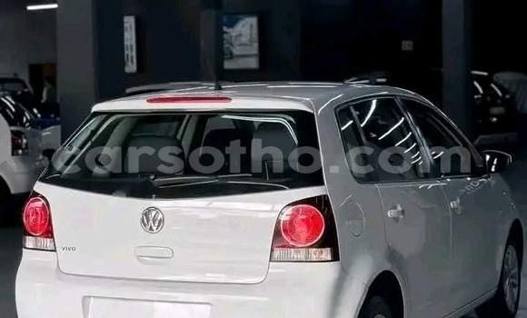 اشتري مستعمل Volkswagen Polo White سيارة في Maseru في Maseru اشتري مستعمل Volkswagen Polo White سيارة في Maseru في Maseru