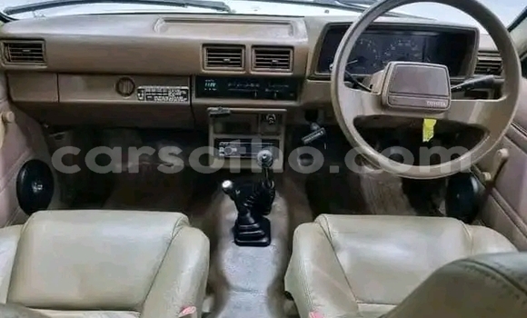 Acheter Occasion Voiture Toyota Hilux Blanc à Maseru, Maseru Acheter Occasion Voiture Toyota Hilux Blanc à Maseru, Maseru